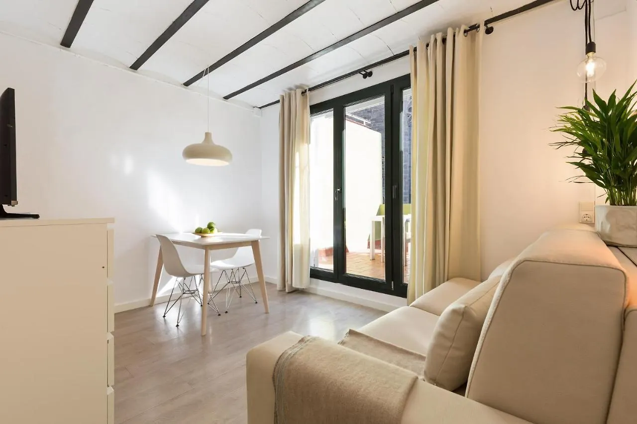 Ola Living Born Apartment Barcelona
