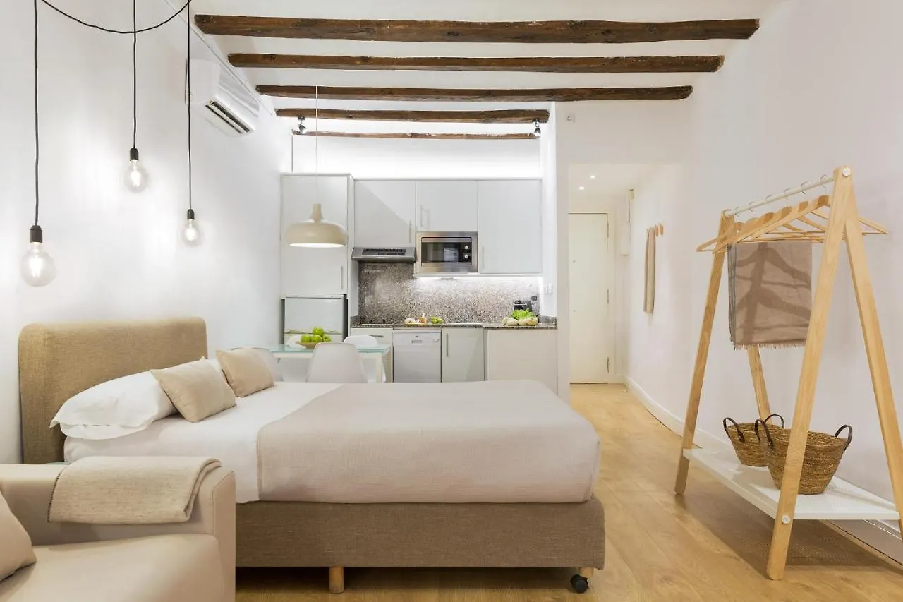 Ola Living Born Apartment Barcelona