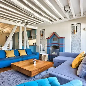 le-marais-superb-apartment-terrace.fr-paris.fr/